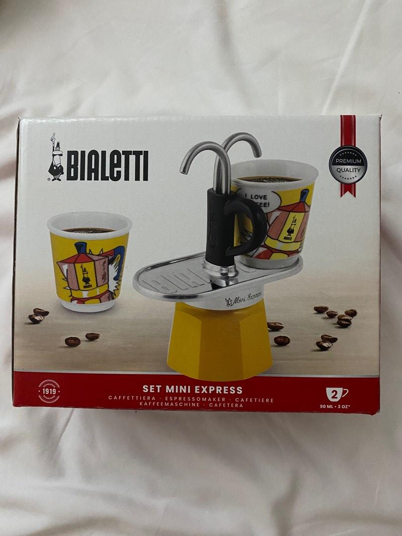 Bialetti - Mini Express Lichtenstein: Moka Set includes Coffee Maker 2-Cup  (2.8 Oz) + 2 shot glasses, Yellow, Aluminium