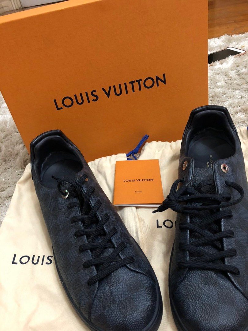 XMAS25 Louis Vuitton (LV) Shoes, Men's Fashion, Footwear, Casual shoes on  Carousell