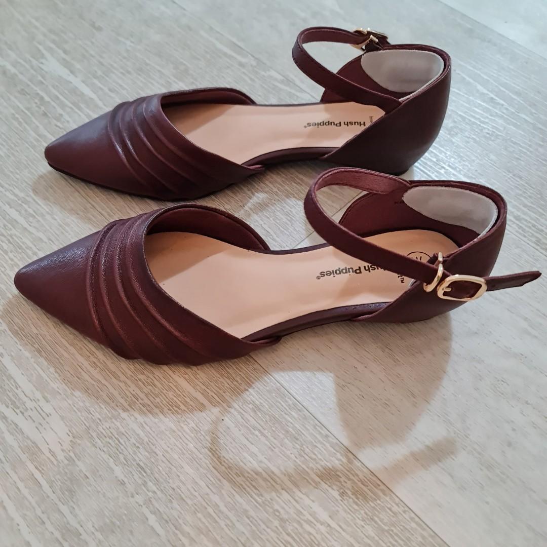 BN Hush Puppies Gorgerous Wine Color Sandals size 5 Women s