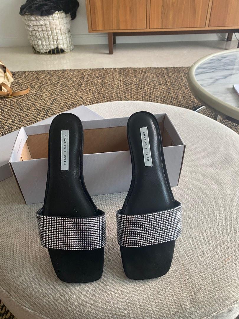 Brand new Charles Keith Flats size 39, Women's Fashion, Footwear, Flats on  Carousell