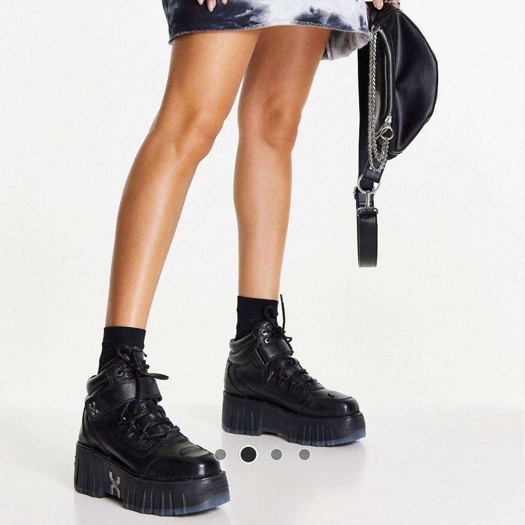 Bronx Flatform Chunky Boots in Black Leather