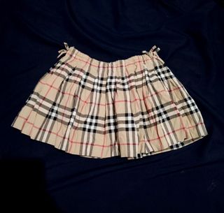 (Category: ) located in . Submitted by calethrift (Listing ID 1182303952, Image 1). Description: .