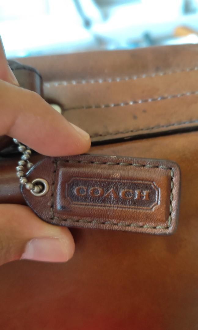 Coach Logan Messenger (Category: Sling Bags) located in Davao. Submitted by platter21 (Listing ID 1182366368, Image 3). Description: Coach Logan Messenger Bag No Issue PM for Issue.