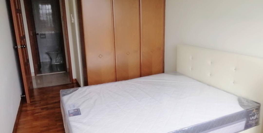 (Category: ) located in . Submitted by wlnanola17 (Listing ID 1182339410, Image 1). Description: .