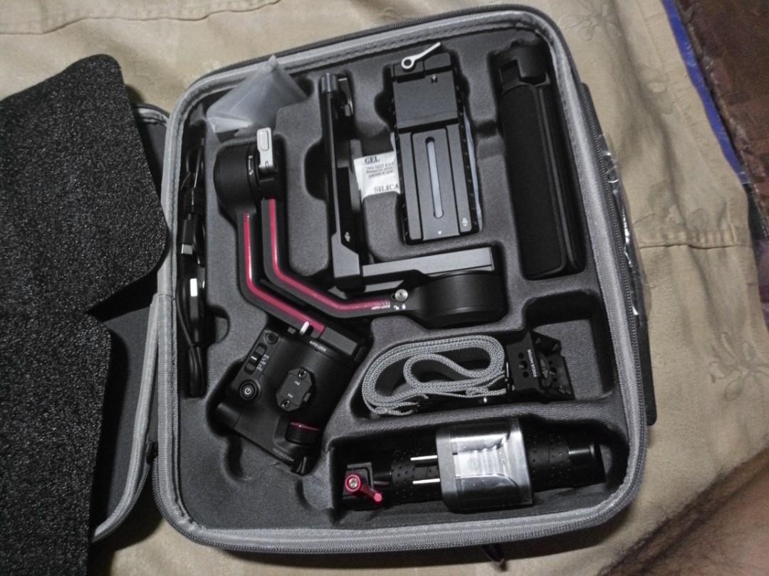 DJI RS3 with Briefcase Bag, Photography, Photography Accessories, Gimbals & Stabilizers on Carousell