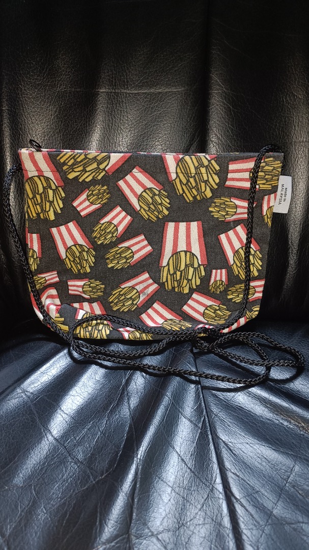 French Fries Print Pattern Crossbody bags