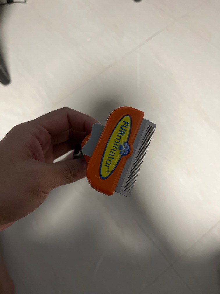 Furminator suitable for Jap Spitz/long double coated breeds, Pet