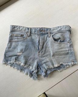 H&M 牛仔短褲