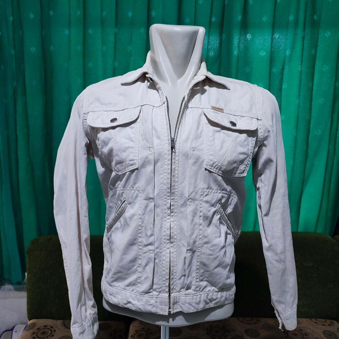 Jaket Jeans Wrangler Fesyen Pria Pakaian Baju Luaran di Carousell