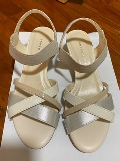 （分類：）位於 。 由 sbtokki 提交（商品編號 1182462915，圖片 1）。簡介： 。
