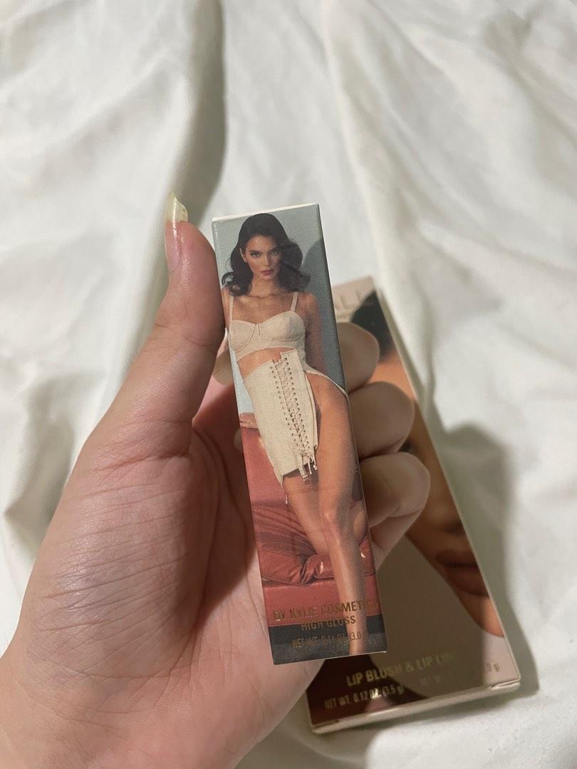 KENDALL X KYLIE COSMETICS LIP BUNDLE (Category: Makeup) located in San Pablo. Submitted by namimatcha (Listing ID 1182484488, Image 3). Description: Kendall x Kylie Cosmetics collab that is limited edition launched in June. 100% authentic bought for 5,500 plus tax and shipping on Kylie Cosmetics site. Haven’t been used. No lowballers pls would rather keep than sell low :) Can send more photos if u want just dm me here .