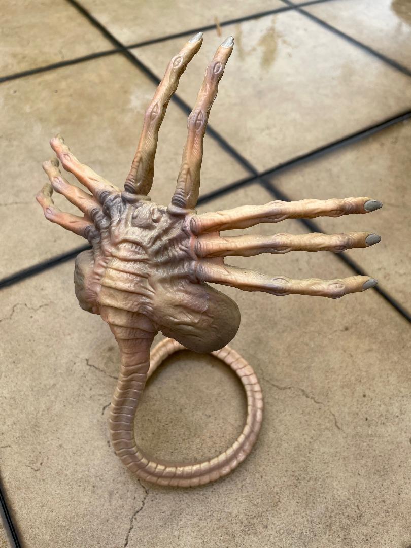 Kenner Alien Resurrection Facehugger, Hobbies & Toys, Toys & Games on Carousell