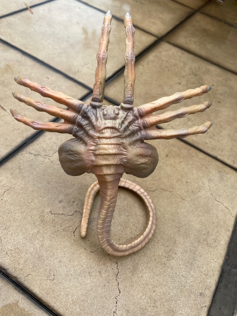 Kenner Alien Resurrection Facehugger, Hobbies & Toys, Toys & Games on Carousell