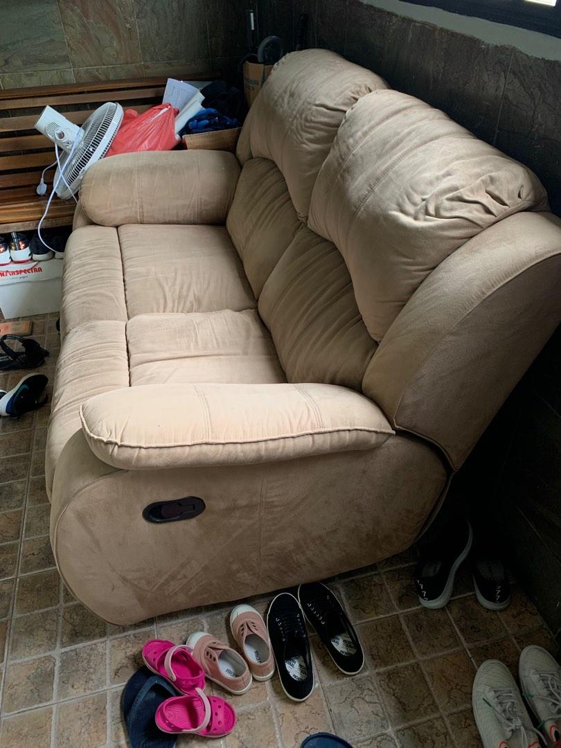 Lazy Boy Recliner Sofa (2 seat), Furniture & Home Living, Furniture