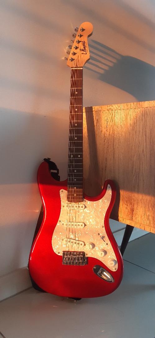 Electric guitar with amp for sale sale