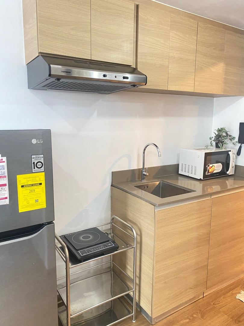 MAKATI CONDO FOR RENT THE RISE MAKATI BY SHANG, Property, Rentals