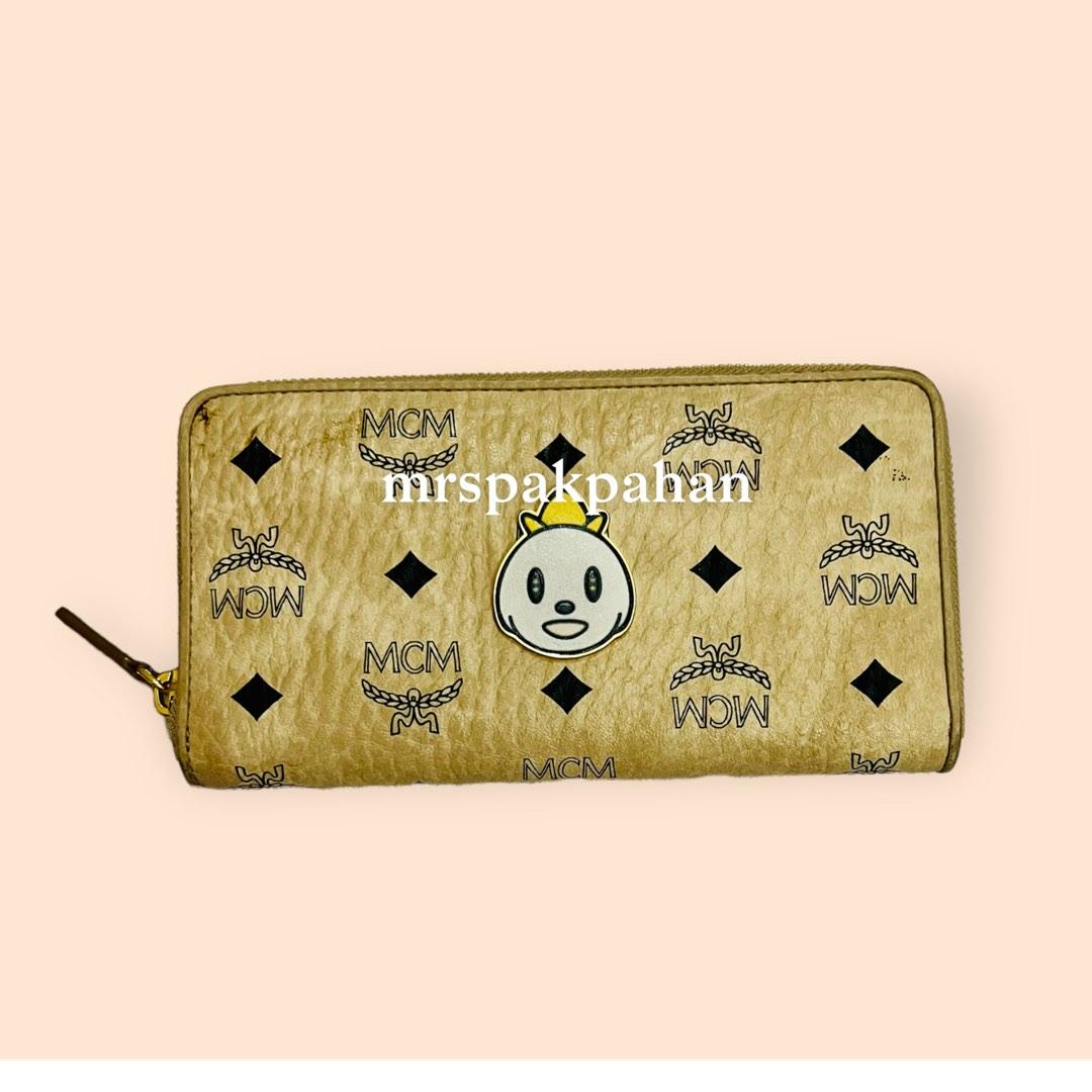 Mcm eddie 2025 kang wallet