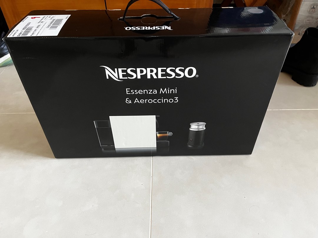 Nespresso Essenza Mini and Aeroccino 3, TV & Home Appliances, Kitchen
