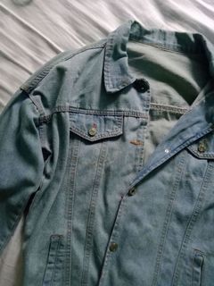 (Category: ) located in . Submitted by fit.soh.nicely (Listing ID 1182368306, Image 1). Description: .