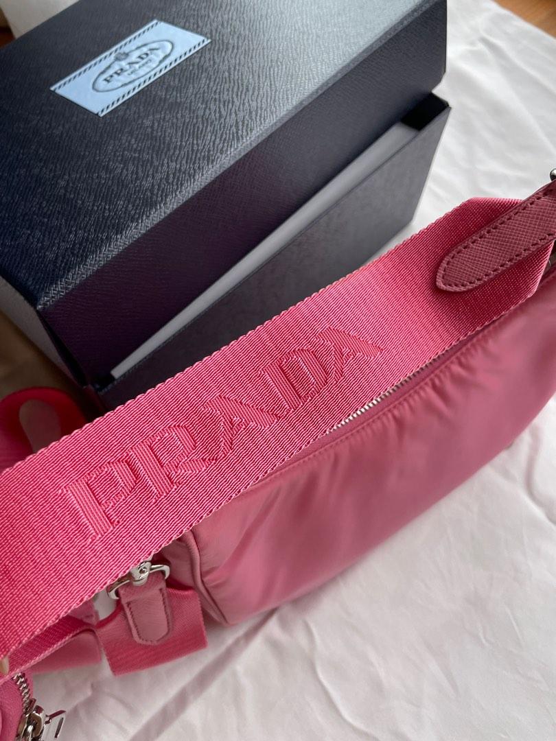 Prada Re-Edition 2005 Shoulder Bag Nylon Begonia Pink in Nylon