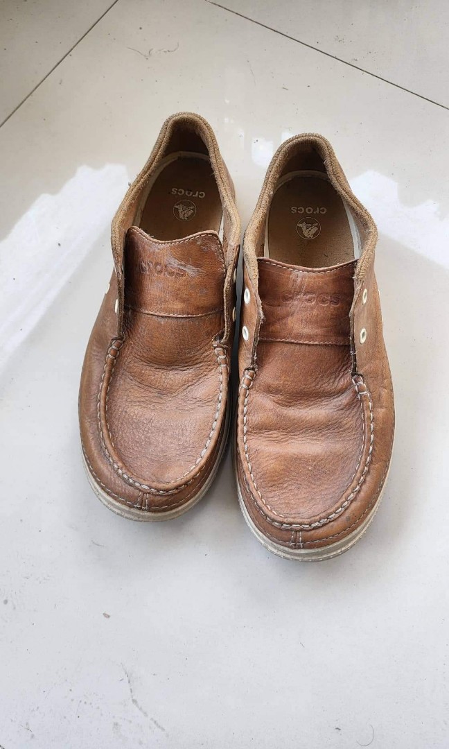 Preloved Crocs Leather Shoes