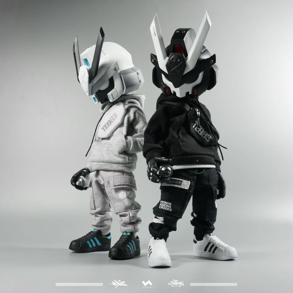 Quiccs x JT Studio Teq63 8inch To Go art toy, Hobbies & Toys, Toys