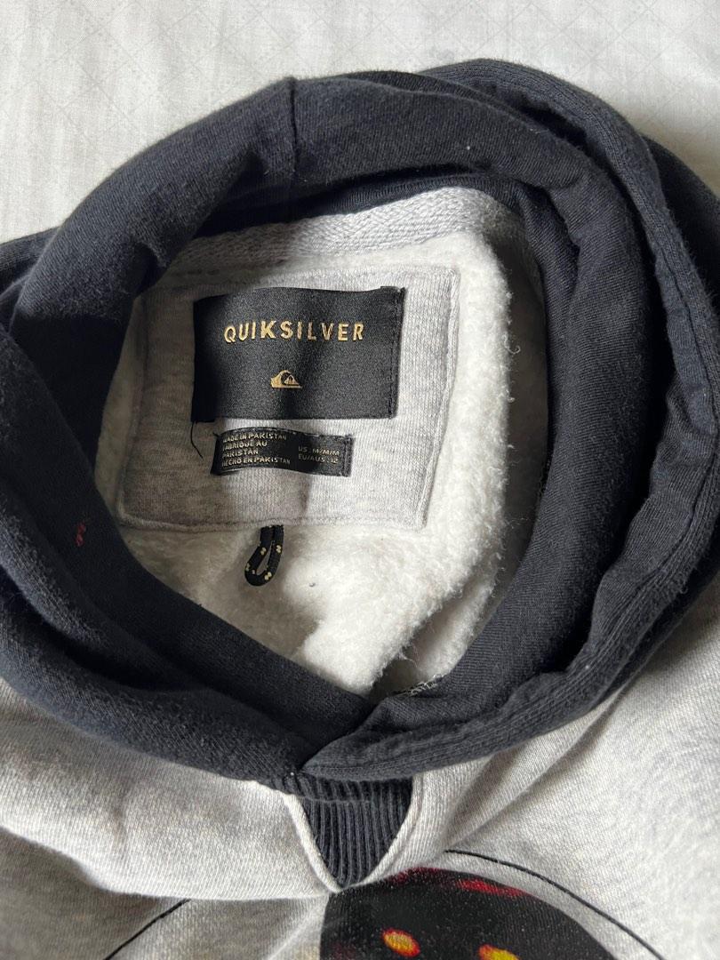 Quik Silver hoodie (Category: Coats, Jackets and Outerwear) located in Rizal, Mindoro Occidental. Submitted by pingket (Listing ID 1182353934, Image 2). Description: Rfs: Decluttering - has stains but can be removed by washing Sleeve length: 21 Length: 24.