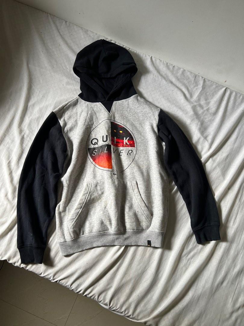 Quik Silver hoodie (Category: Coats, Jackets and Outerwear) located in Rizal, Mindoro Occidental. Submitted by pingket (Listing ID 1182353934, Image 1). Description: Rfs: Decluttering - has stains but can be removed by washing Sleeve length: 21 Length: 24.
