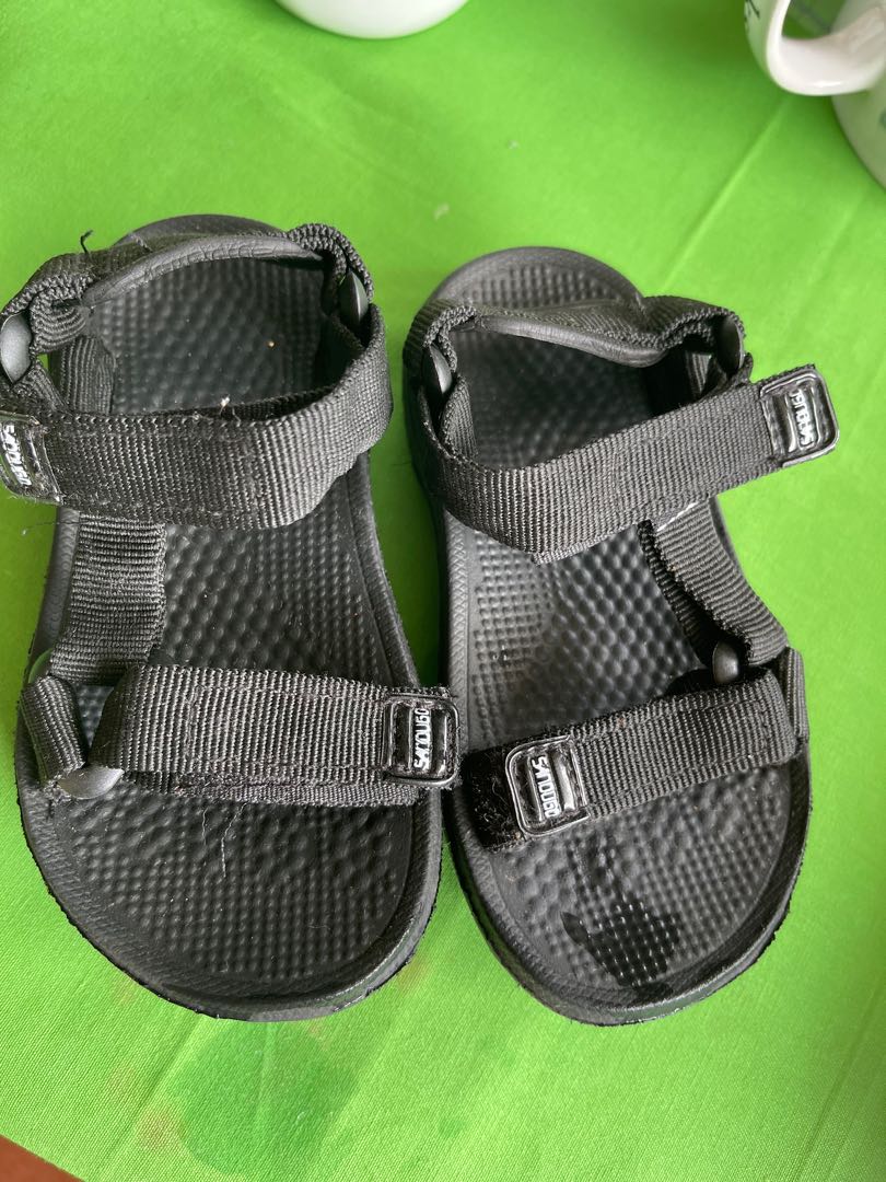 Sandugo sandals, Babies & Kids, Babies & Kids Fashion on Carousell