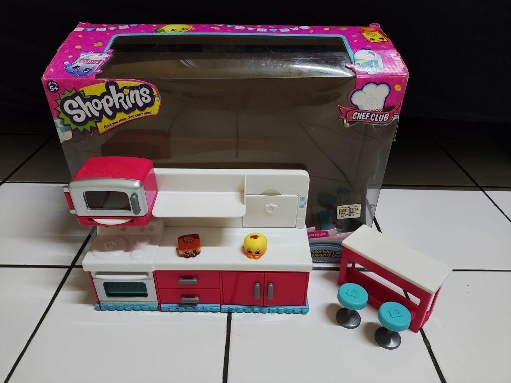 Shopkins chef club hot spot hot sale kitchen playset