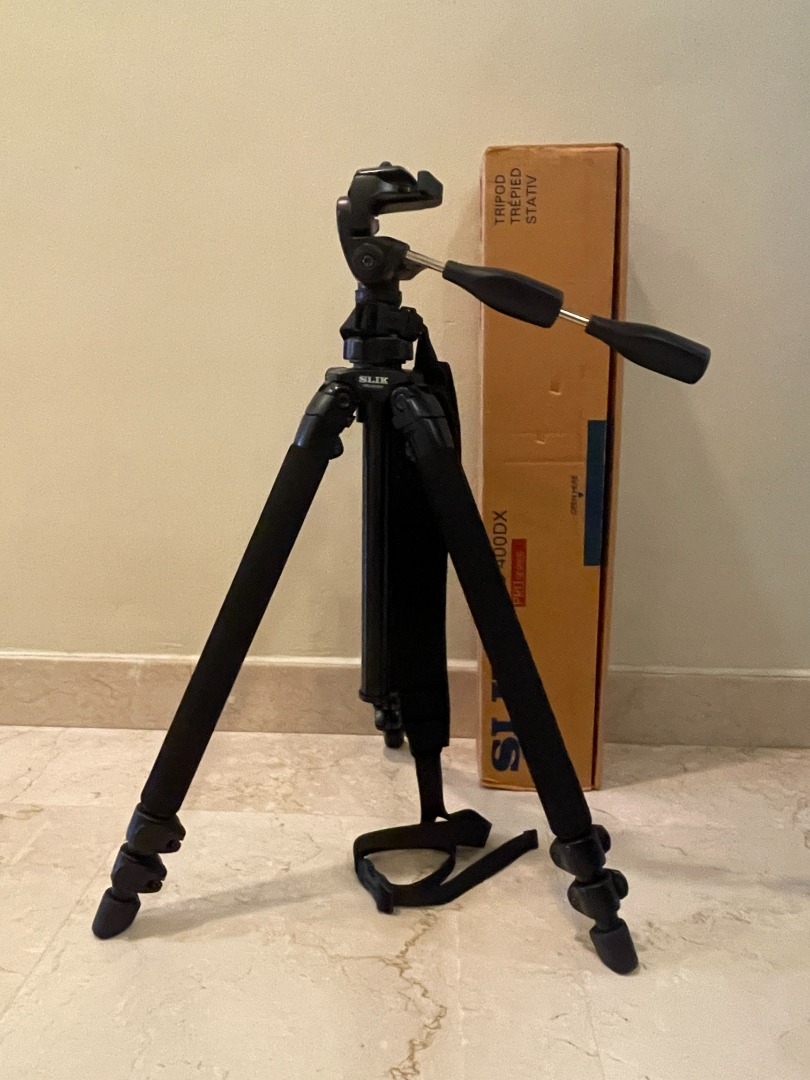 SLIK Pro 400DX Tripod Legs with 3Way Pan/Tilt Quick Release Head