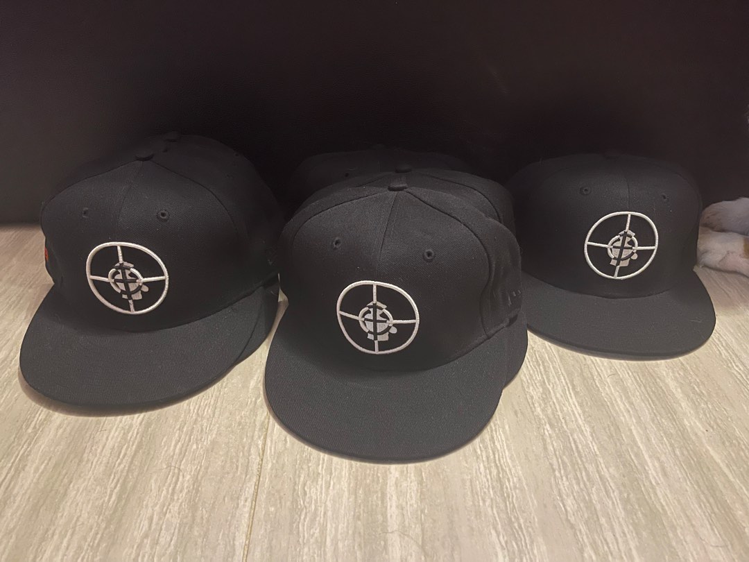Supreme x New Era public enemy Cap, 男裝, 手錶及配件, 棒球帽、帽