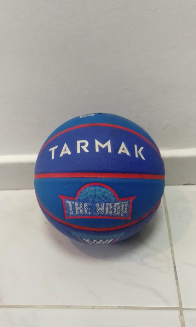 Tarmak basketball, Sports Equipment, Sports & Games, Racket & Ball ...