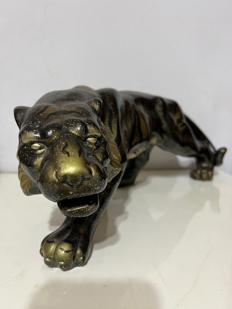 Tiger Statue Furniture Home Living Home Decor Other Home Decor On   Tiger Statue 1662122463 3e6828cc 