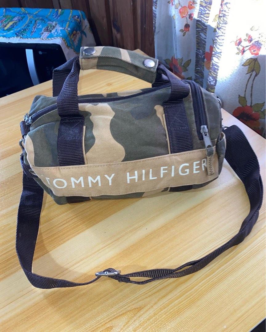 Tommy hilfiger hotsell camo duffle bag