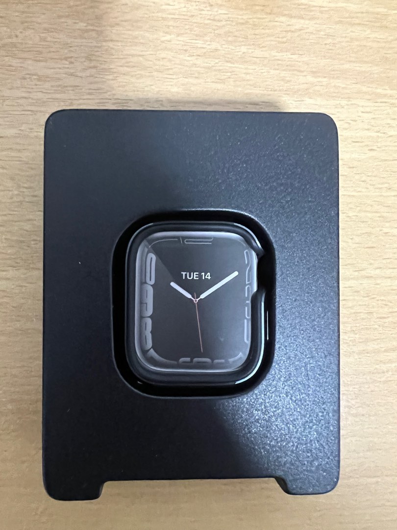 UNIQ Valencia Apple Watch case for 45mm/ 44mm, Mobile Phones & Gadgets