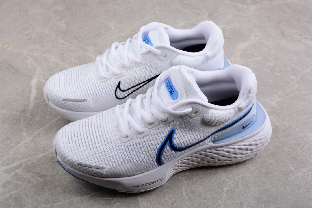 Free run flyknit deals 2 white