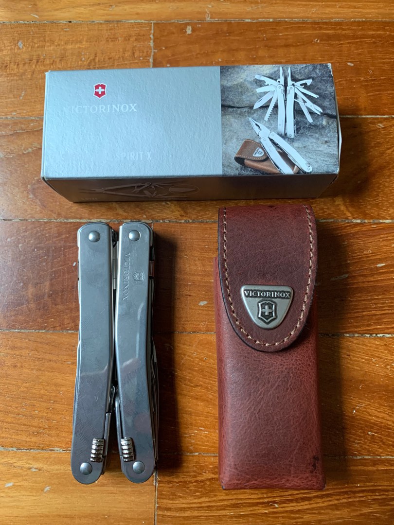 Victorinox Swiss Tool Spirit X Multi Tool, 24 France 10 thumbnail image
