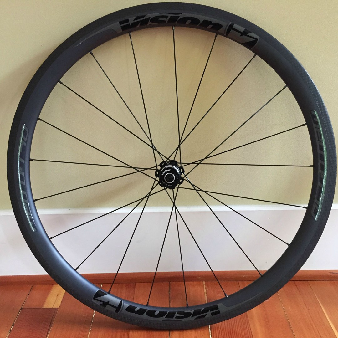 Vision Metron 40 wheelset, Sports Equipment, Bicycles & Parts