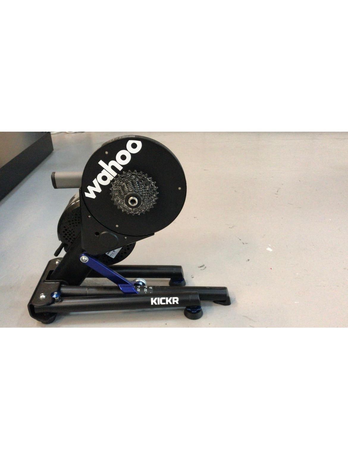 Wahoo Kickr Gen 3 Direct Drive Smart Trainer priced to sell, Sports