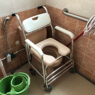 (Category: ) located in . Submitted by _whatssup_ (Listing ID 1182338629, Image 1). Description: .