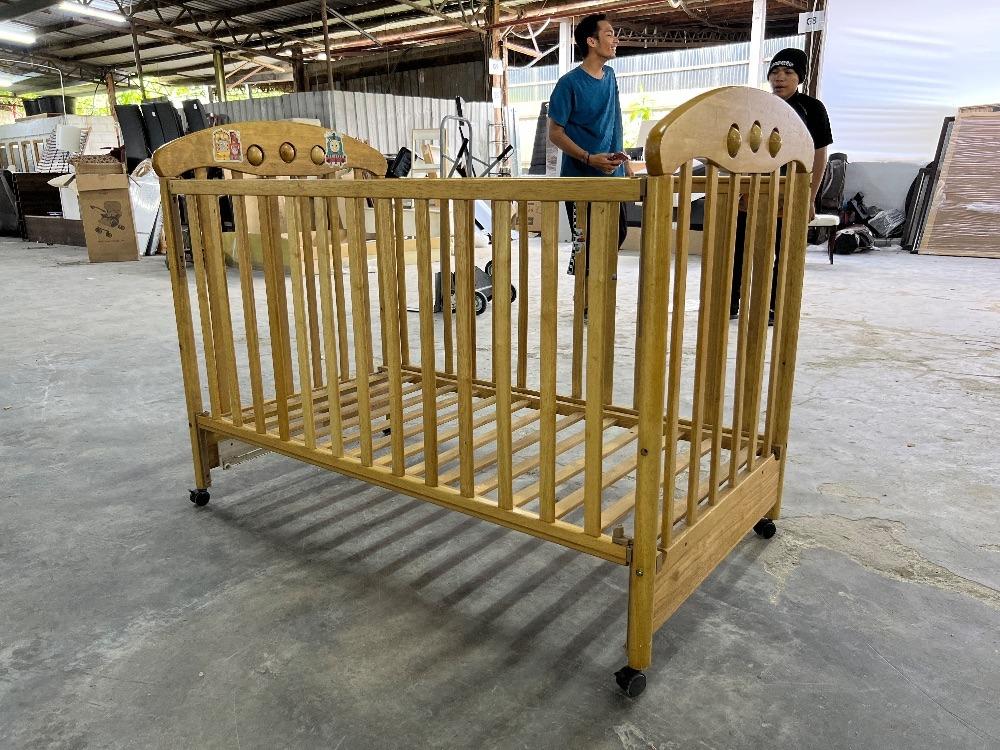Wooden Baby Cot with Wheels / Katil Bayi Kayu dengan Roda, Babies