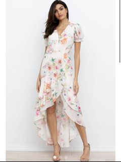 (Category: ) located in . Submitted by clothestrove (Listing ID 1182467997, Image 1). Description: .
