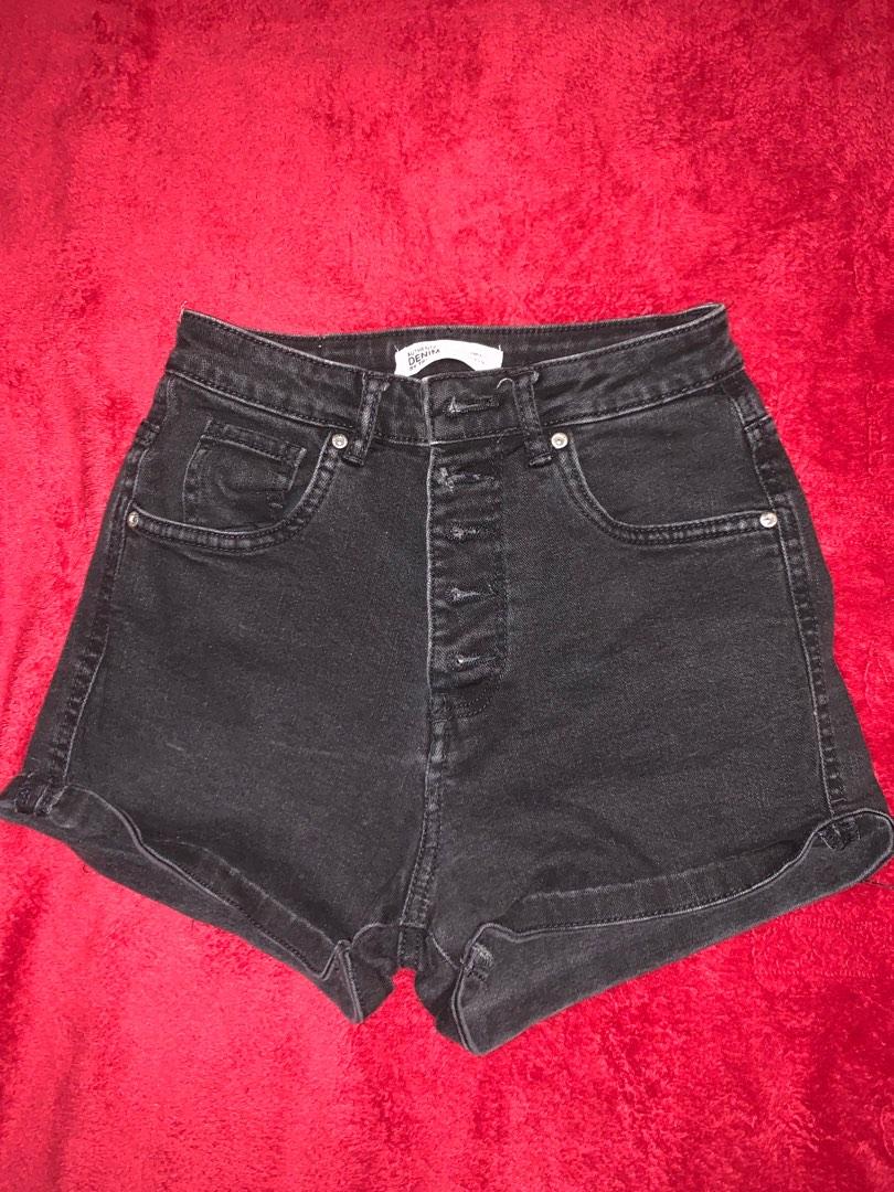 Zara denim shorts, Women's Fashion, Bottoms, Shorts on Carousell