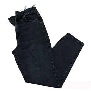 ZARA MOM JEANS