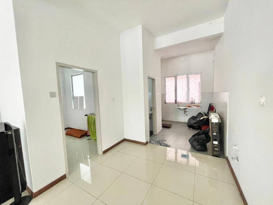 3 Storey Link House, Jln Selasih 20, Taman Selaseh Fasa 2 Batu Caves