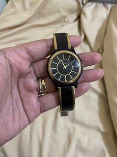 (Category: ) located in . Submitted by Preloved_by_Chloe (Listing ID 1186086305, Image 1). Description: .