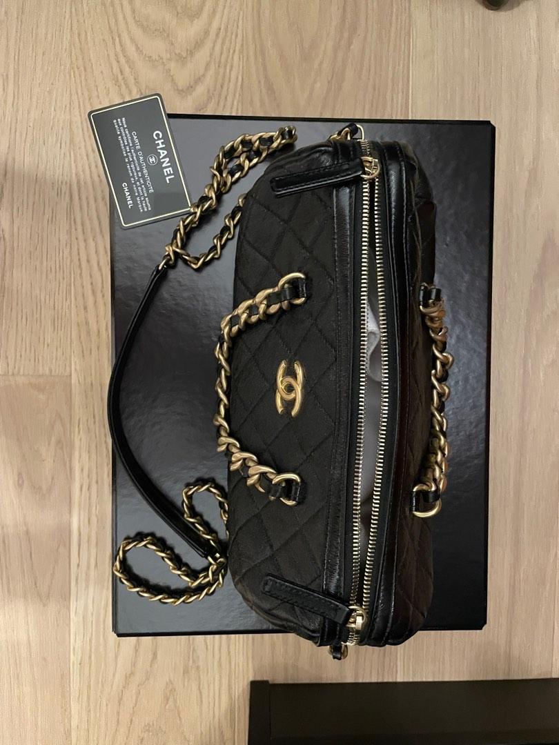 Authentic Chanel Bag in iridescent calf leather GHW, Luxury, Bags
