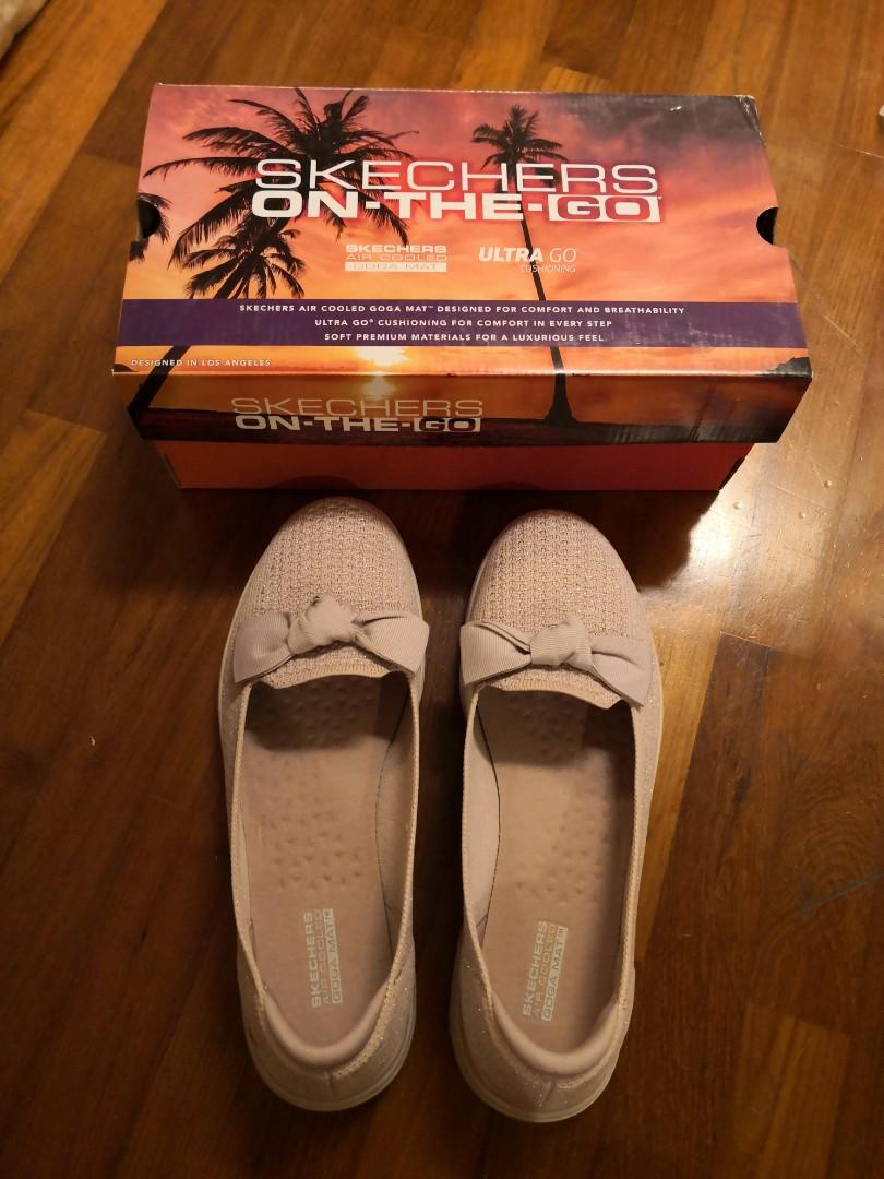 Authentic Skechers Woman On the Go Flex Cutesy Shoes Women s