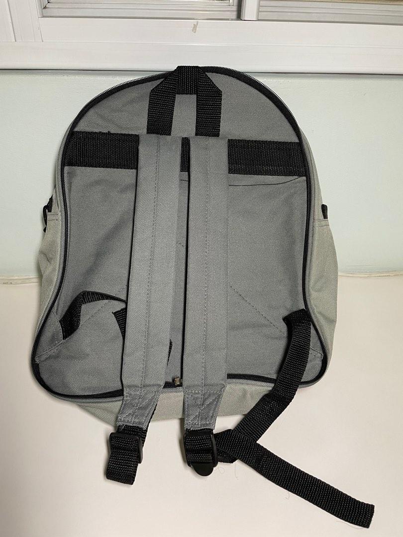 Backpack (Category: Backpacks) located in Singapore. Submitted by bentlyong (Listing ID 1186026098, Image 4). Description: Never used before. Light n durable canvas backpack. Can fit A4 size papers. Has front pocket L 34 W32 B8 cm.